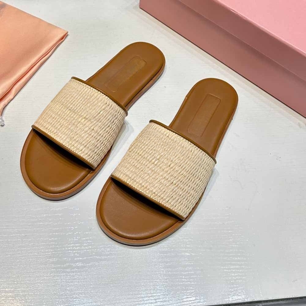 כפכף מיו MIU MIU