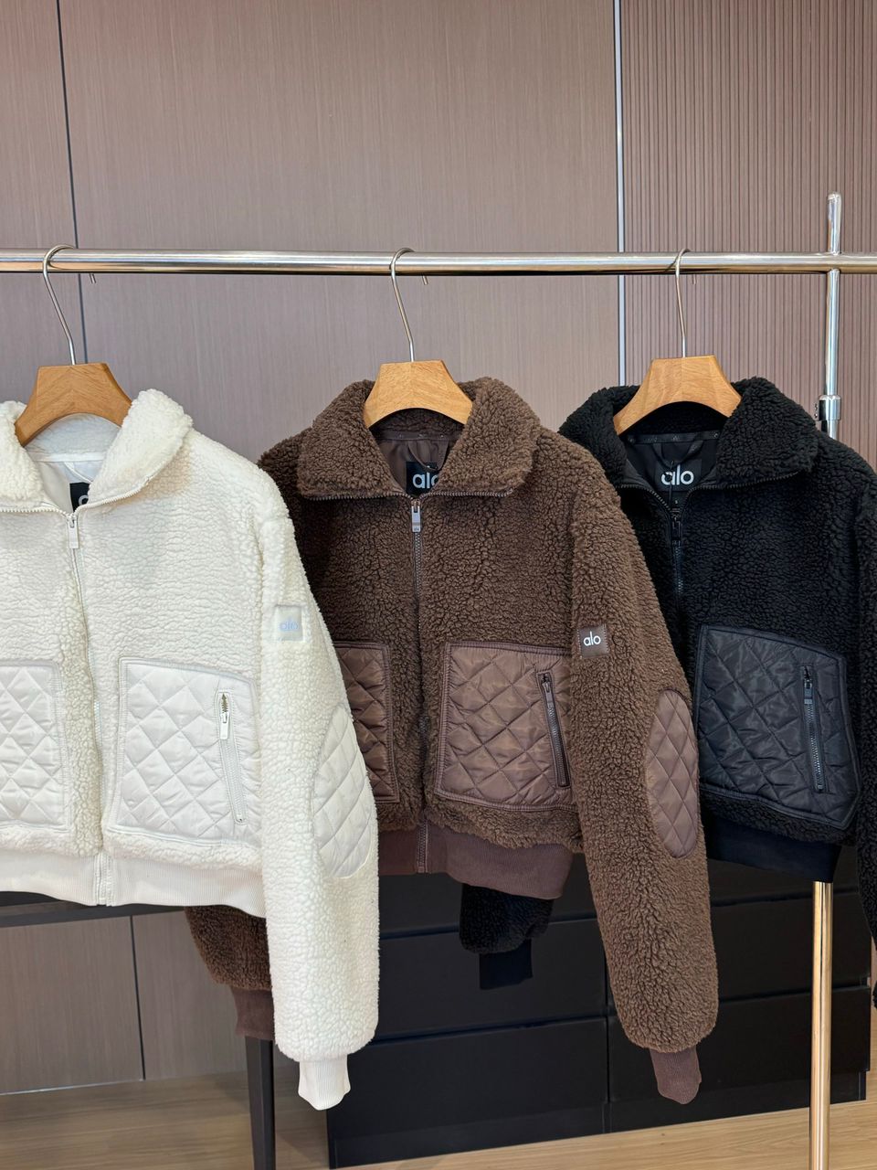 מעיל צמר אלו יוגה